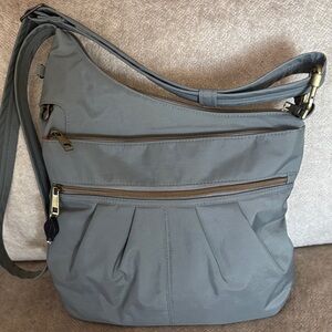 Traveling Anti-Theft Signature 3 Compartment Crossbody